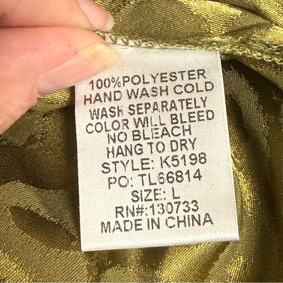 Umgee Army Green Leopard Satin Blouse Button Front Chic Top Large Trendy - Picture 8 of 9